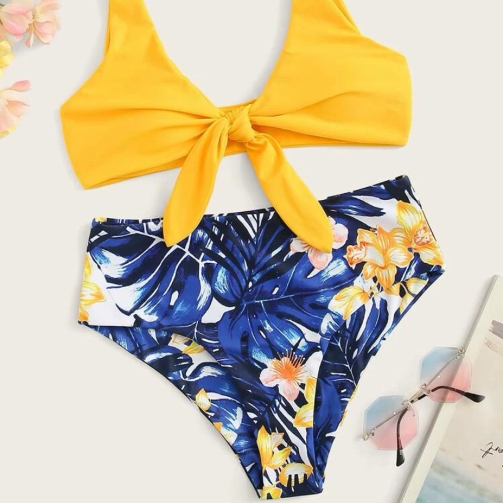 SHEIN Swimsuit Set